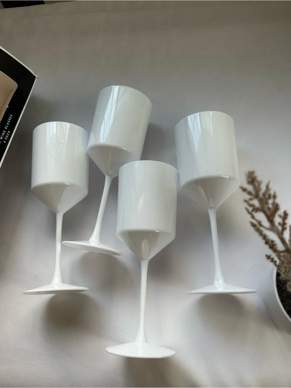White Plastic Wine Glasses - Set of 4